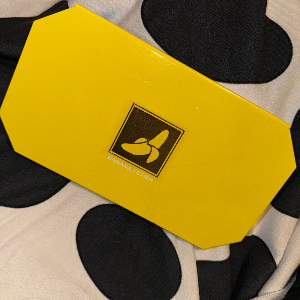 Jeffree Star Banana Fetish Eyeshadow Palette - Yellow